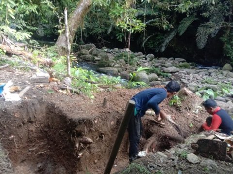 Pembangunan PLTMH Sungai Elan di Desa Long Kemuat